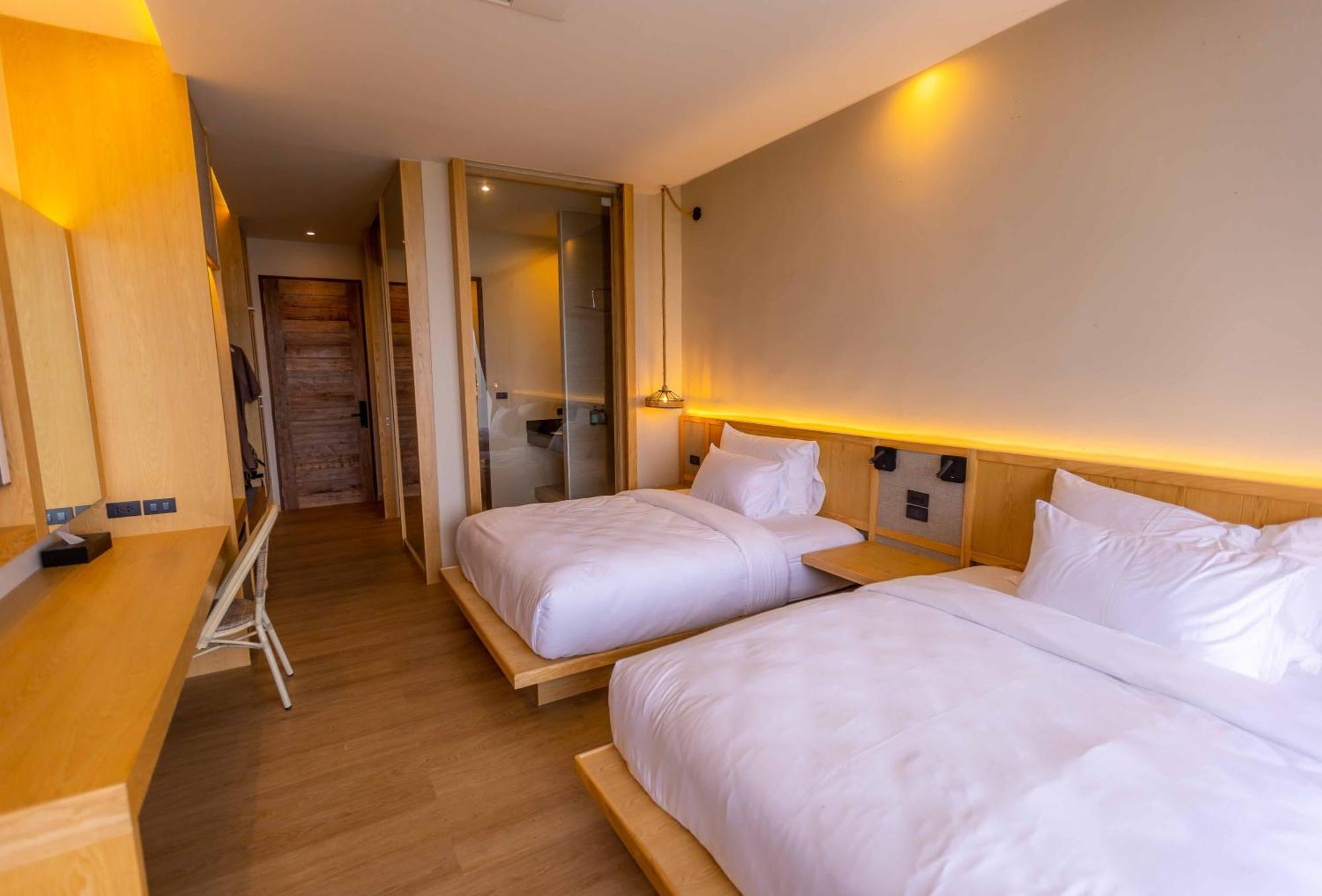 Le La Lake Resort And Spa Kaeng Krachan Room photo