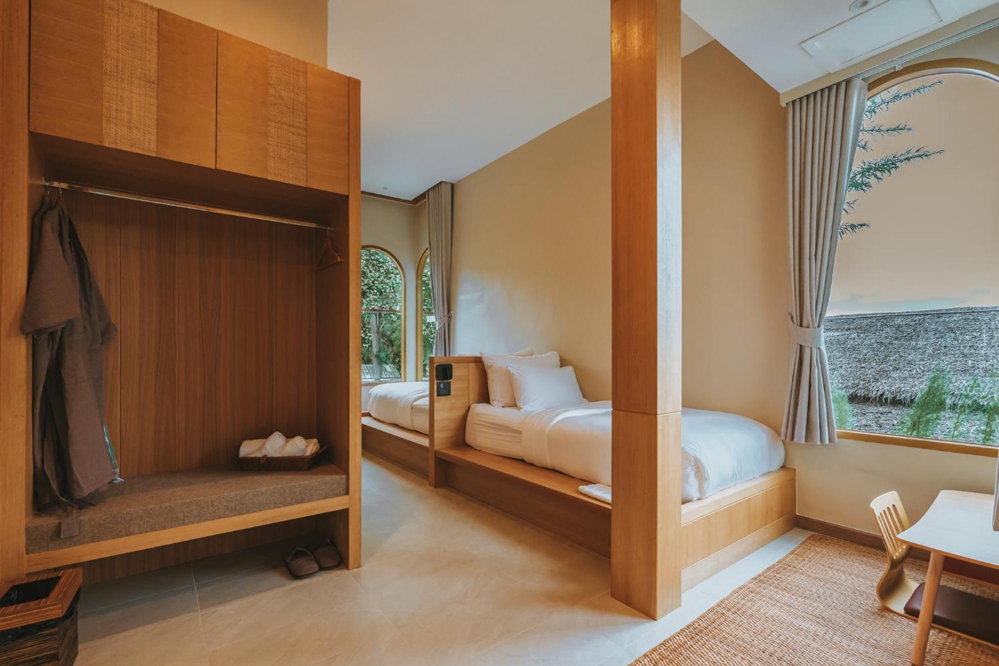 Le La Lake Resort And Spa Kaeng Krachan Room photo