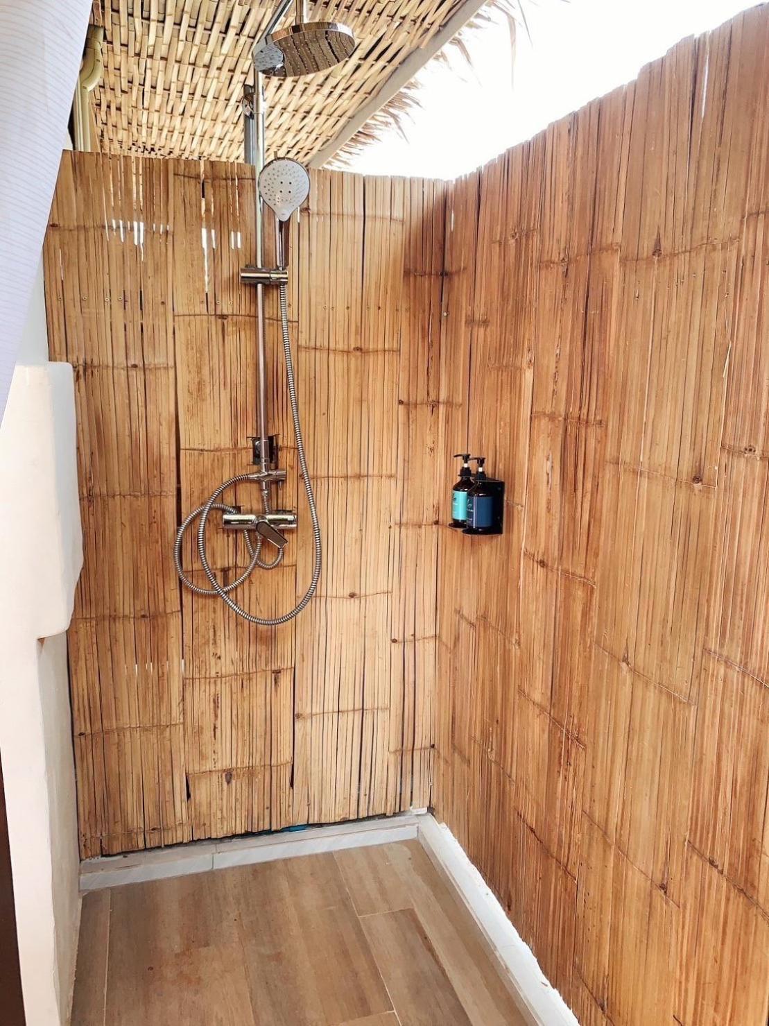 Le La Lake Resort And Spa Kaeng Krachan Room photo