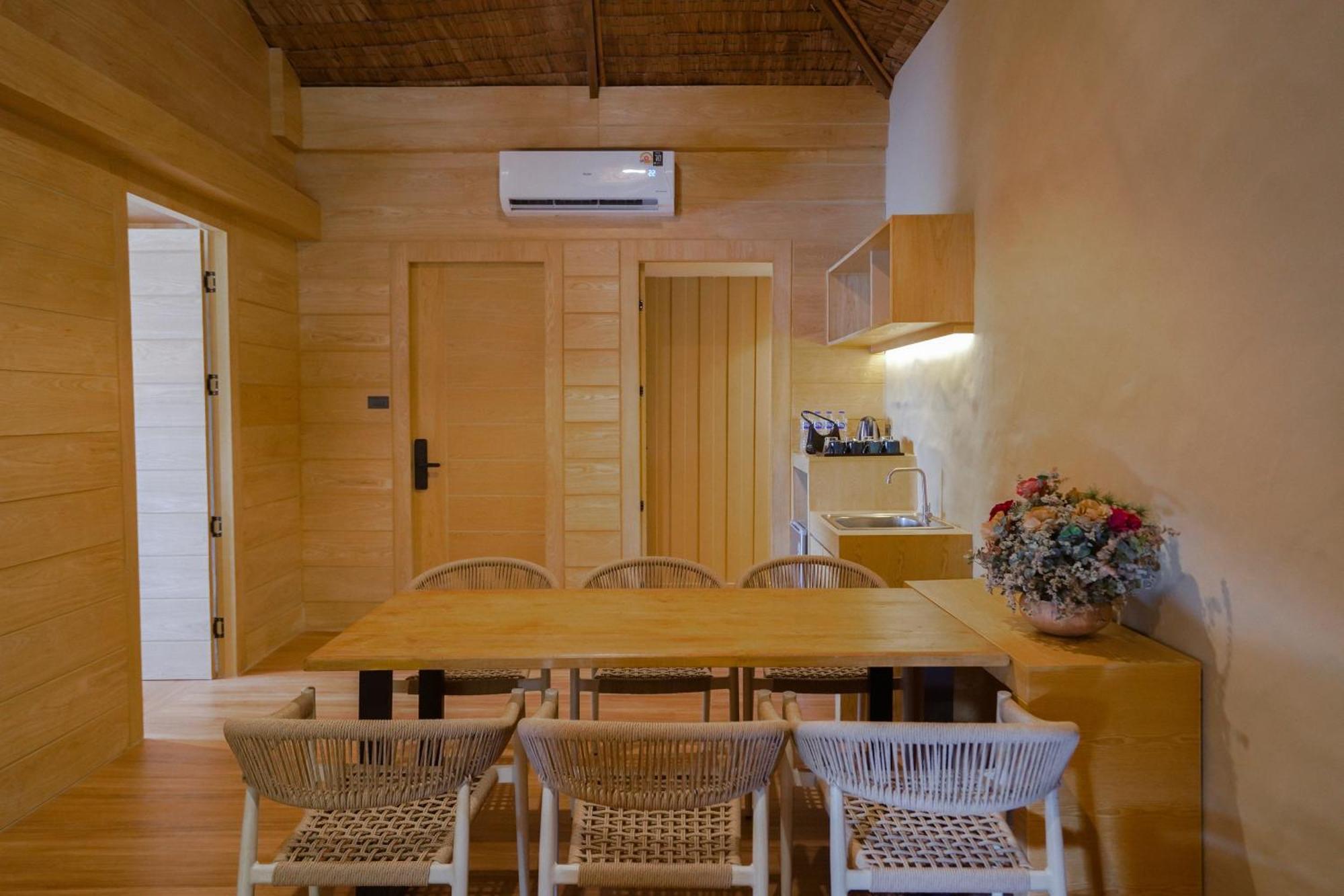 Le La Lake Resort And Spa Kaeng Krachan Exterior photo