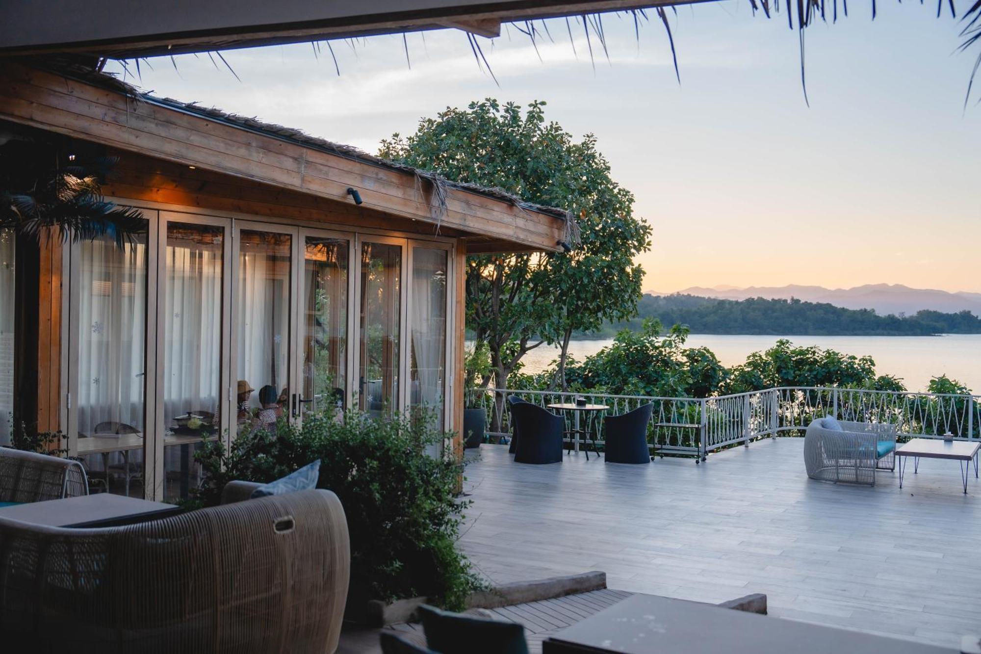 Le La Lake Resort And Spa Kaeng Krachan Exterior photo